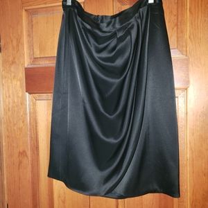 St. John Collection Skirt Liquid Satin Size 14